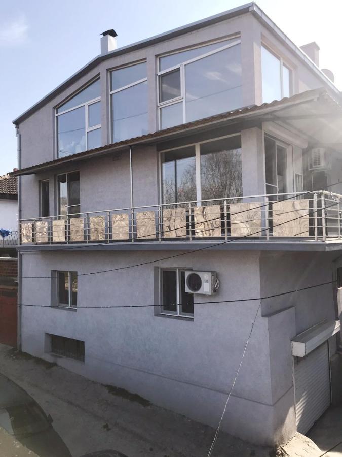 Lydia Center Apartment Велес Екстериор снимка
